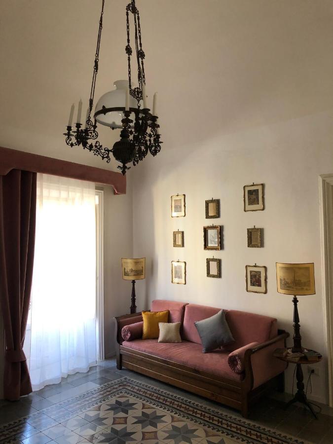 La Casa Sulla Piazza Apartment Enna Bagian luar foto