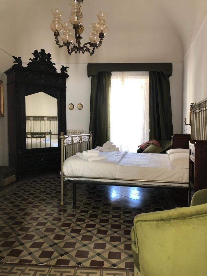 La Casa Sulla Piazza Apartment Enna Bagian luar foto