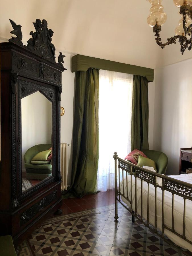 La Casa Sulla Piazza Apartment Enna Bagian luar foto