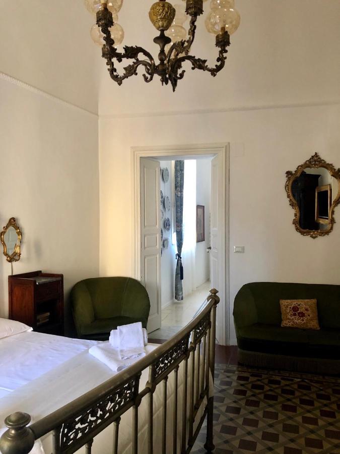 La Casa Sulla Piazza Apartment Enna Bagian luar foto