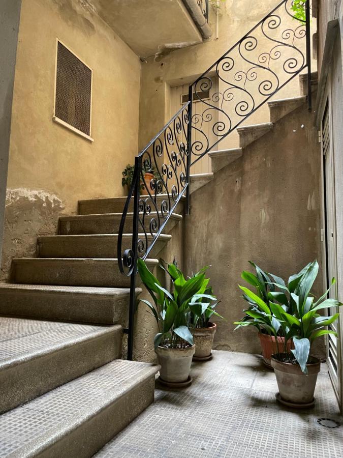 La Casa Sulla Piazza Apartment Enna Bagian luar foto